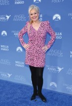 الممثلة الكندية كارولين ريا تحضر حفل توزيع جوائز Angel Food 2025 Angel Awards في لوس أنجلوس. ا ف ب