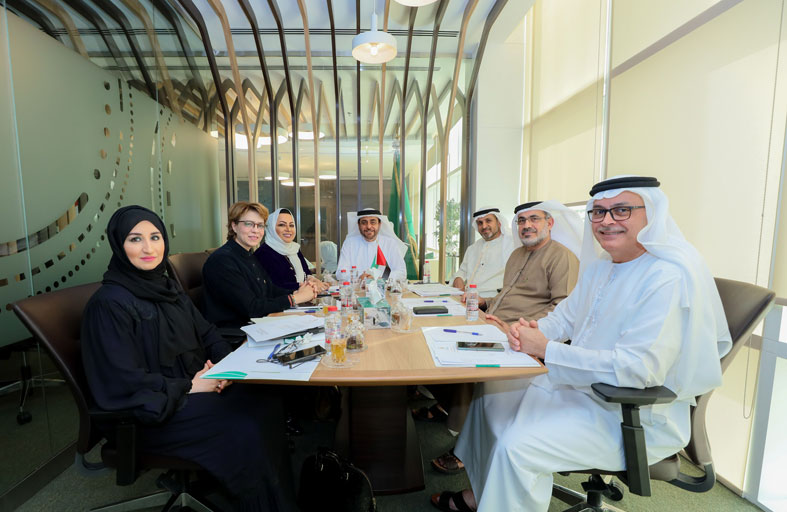 جمعية الموهوبين تناقش ترتيبات حفل تكريم الفائزين في اختبارات الدورة الحادية عشرة من جائزة «الإمارات للعلماء الشباب»