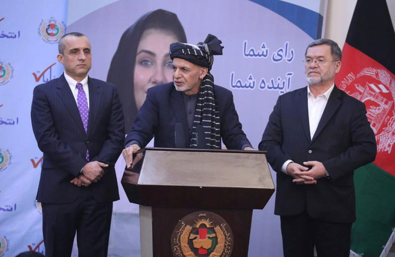 غني يؤدي اليمين الدستورية رئيساً لأفغانستان 