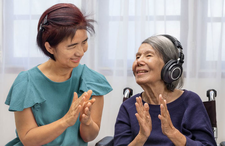 الموسيقى قد تساعد في تخفيف آثار الخرف