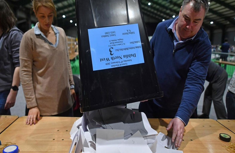 نتائج متقاربة في الانتخابات التشريعية الإيرلندية  