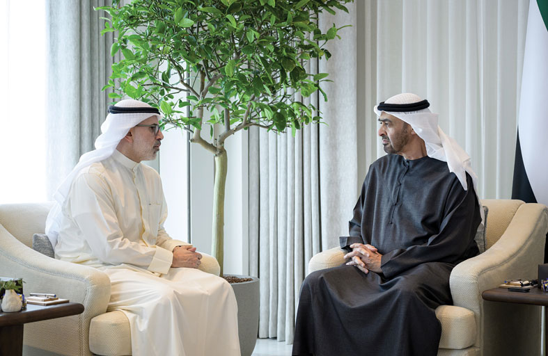 رئيس الدولة ووزير الخارجية الكويتي يبحثان الأوضاع في المنطقة وتداعيات العدوان الإيراني على الأمن والاستقرار الإقليمي والدولي 