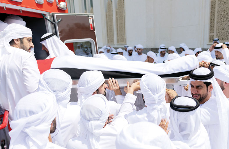 تشييع جثمان الشيخ أحمد بن راشد إلى مثواه الأخير 