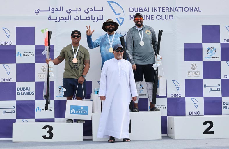 الغيلاني بطل مسابقة دبي لصيد الأسماك (كاياك)