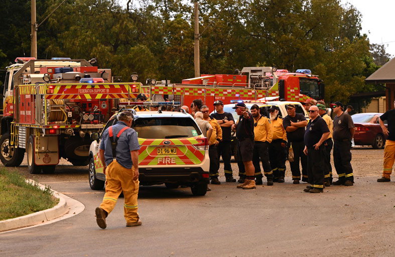 حرائق غابات تجتاح جنوب شرق أستراليا 