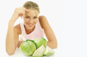 فوائد لم تكوني تعرفينها عن الملفوف.. كنز صحي متواضع في مطبخكِ 