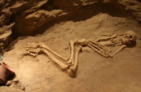 العثور على عظام بشرية داخل مغارة