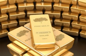 الذهب يرتفع بفعل الطلب على الملاذ الآمن 