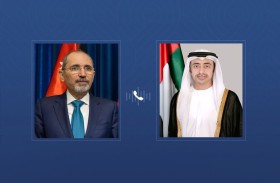 عبدالله بن زايد وأيمن الصفدي يبحثان هاتفياً التطورات في المنطقة