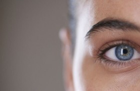 فحص بسيط للعين يتنبأ بأمراض القلب والتقدم في العمر