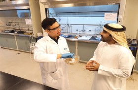 باحث إماراتي في جامعة خليفة يطور تكنولوجيا «التربة الاصطناعية» الصالحة للزراعة في الإمارات
