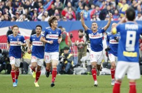 الجماهير تعود لمدرجات الدوري الياباني لكرة القدم 10 يوليو المقبل