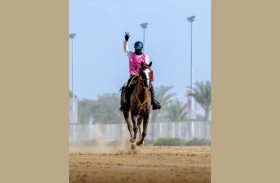 الفارسة ميلينا منديز تحرز كأس السيدات في مهرجان محمد بن راشد آل مكتوم للقدرة