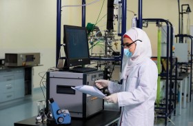 انطلاق الدراسة العملية في جامعة أبوظبي في المختبرات والاستوديوهات