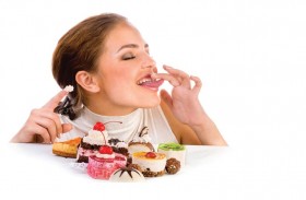كيف تكبح شهيتك لتناول السكريات؟ تعرف على الحل السحري