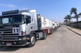 ضمن عملية الفارس الشهم 3 .. دخول 12 شاحنة مساعدات إنسانية إماراتية إلى غزة