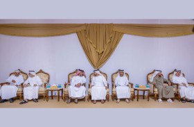 عمار بن حميد يقدم واجب العزاء في وفاة الشيخ محمد بن سالم بن سلطان القاسمي