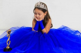طفلة مصرية تفوز بلقب ملكة جمال في روسيا 
