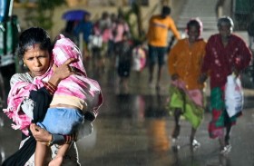 الهند تجلي أكثر من 180 ألفا مع وصول الإعصار أرناب للساحل 