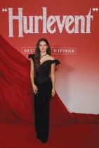 الراقصة والممثلة الفرنسية إلسا بوا خلال حضورها عرض فيلم «مرتفعات وذرينغ» في مسرح غراند ريكس في باريس. ا ف ب