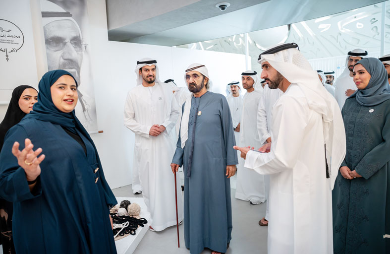 محمد بن راشد يطّلع على مشروع بحثي حول «الخزام» 