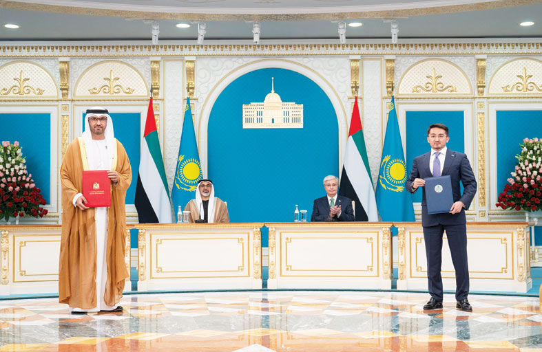 ولي عهد أبوظبي والرئيس الكازاخستاني يبحثان سُبل تعزيز العلاقات الثنائية  