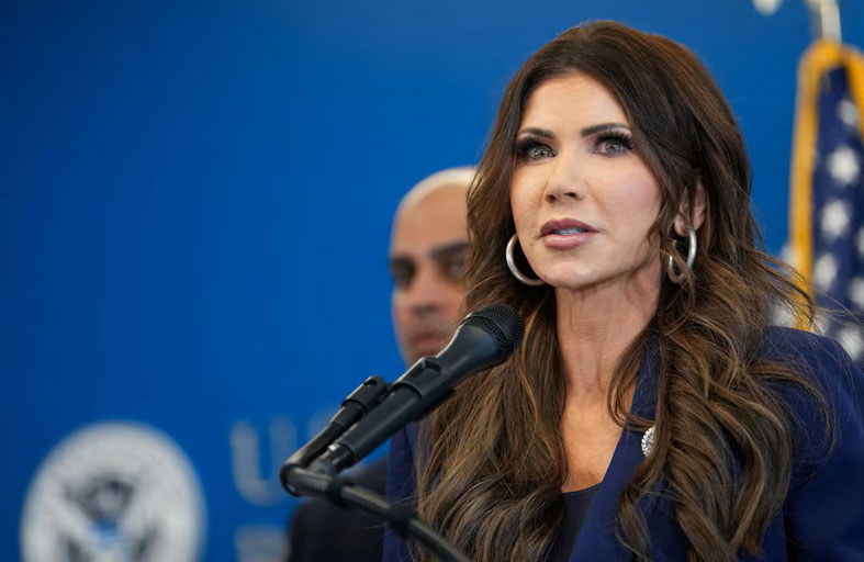 مينيابوليس: ترامب عالِقٌ في الأزمة التي تَسَبب بها بنفسه 