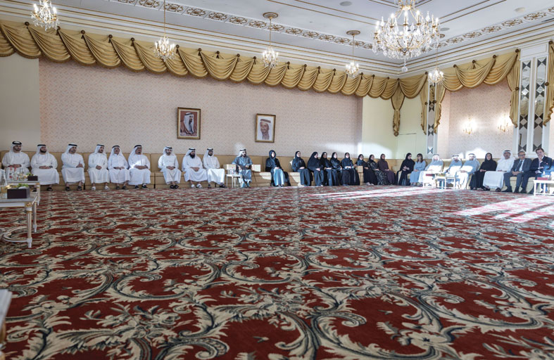 محمد بن راشد: مستمرون في تأكيد الإرث التاريخي للإمارات بوصفها مركزا رئيسا ومؤثرا في حركة التجارة العالمية 