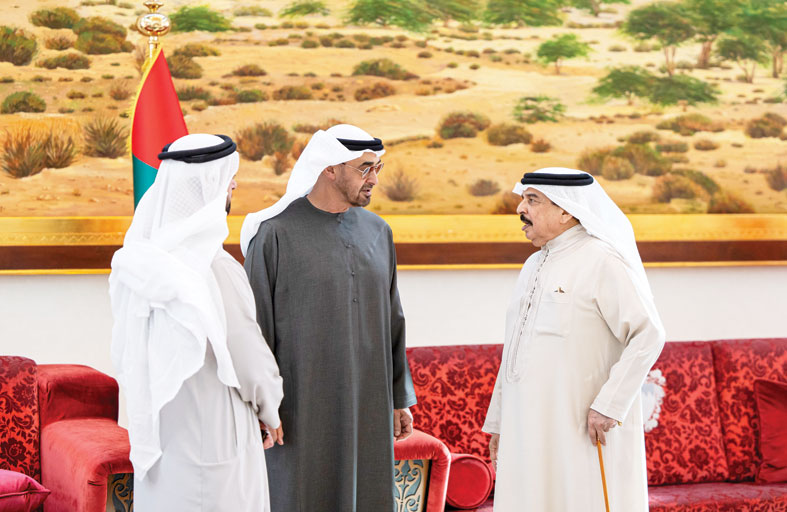 الإمارات والبحرين يدينان الاعتداء الإسرائيلي على قطر الشقيقة ويؤكدان تضامن البلدين معها ودعمهما كل ما من شأنه حماية أمنها وسلامة مواطنيها وأراضيها 