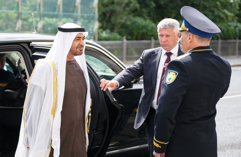 رئيس الدولة يؤكد أهمية العمل على ترسيخ أسباب السلام والاستقرار في العالم 
