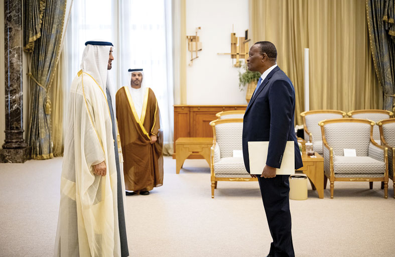رئيس الدولة يؤكد أن نهج الإمارات الراسخ يرتكز على تعزيز التعاون وبناء شراكات تنموية  