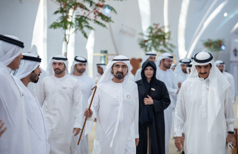 محمد بن راشد يكرّم الفائزين في جائزة «إرث دبي» 