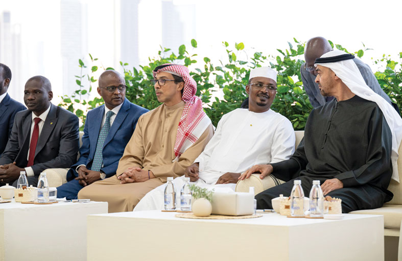 رئيس الدولة يؤكد حرص الامارات على تعزيز شراكاتها التنموية مع دول القارة الإفريقية 