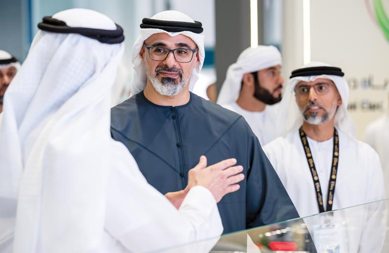 خالد بن محمد بن زايد يشهد جانبا من فعاليات المعرض والمؤتمر العالمي للمرافق 2024 
