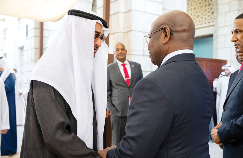 رئيس الدولة يلتقي عدداً من قادة الدول ورؤساء الحكومات والوفود المشاركين في «القمة العالمية للحكومات 2026 » 