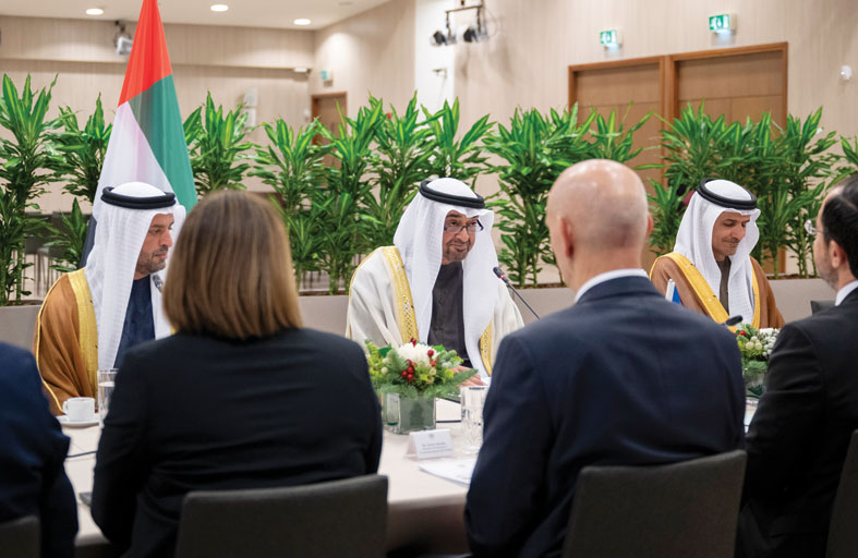 رئيس الدولة والرئيس القبرصي يؤكدان أهمية العمل على ترسيخ أسباب السلام والاستقرار الإقليميين 