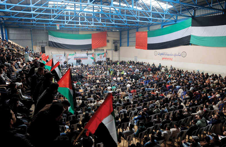 عملية الفارس الشهم (3) تُجري قرعة اختيار العرسان المشاركين في حفل (ثوب الفرح 2) بغزة 