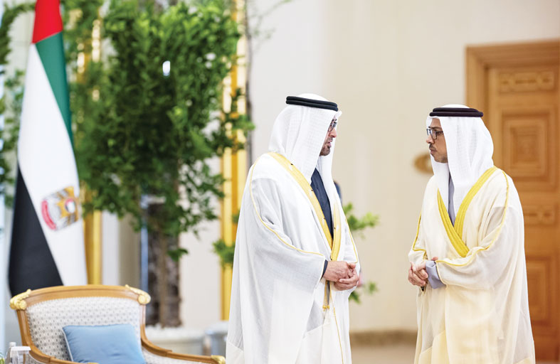 رئيس الدولة يتسلم أوراق اعتماد عدد من السفراء المعتمدين لدى الدولة بحضور منصور بن زايد 