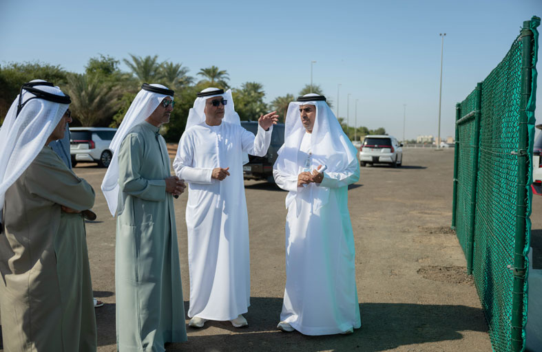 هزاع بن زايد يزور منتزه «الصاروج بارك» ويطلع على مرافقه الجديدة بعد عملية إعادة التطوير والتأهيل 