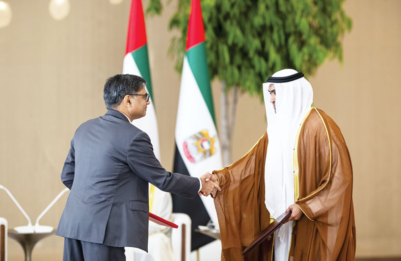 رئيس الدولة ورئيس وزراء الهند يشهدان إعلان عدد من الاتفاقيات ومذكرات التفاهم بين البلدين 