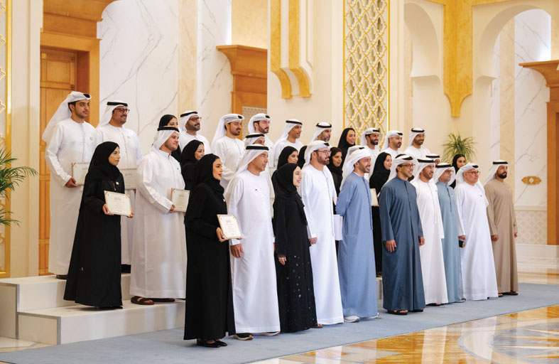 بتوجيهات رئيس الدولة.. منصور بن زايد يعلن تمديد برنامج «نافس» حتى عام 2040 