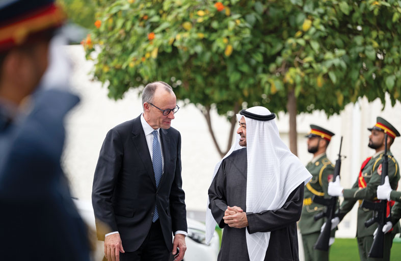 رئيس الدولة والمستشار الألماني يؤكدان أهمية تعزيز أسباب الاستقرار في المنطقة والعالم  