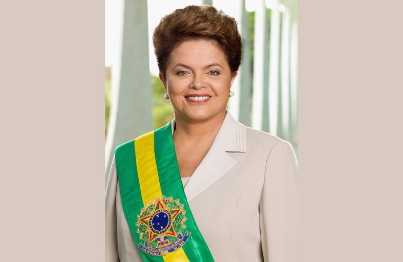 كيف أصبح الرئيسُ لولا دا سيلفا الرجلَ القويَ في البرازيل مرة أخرى ؟ 