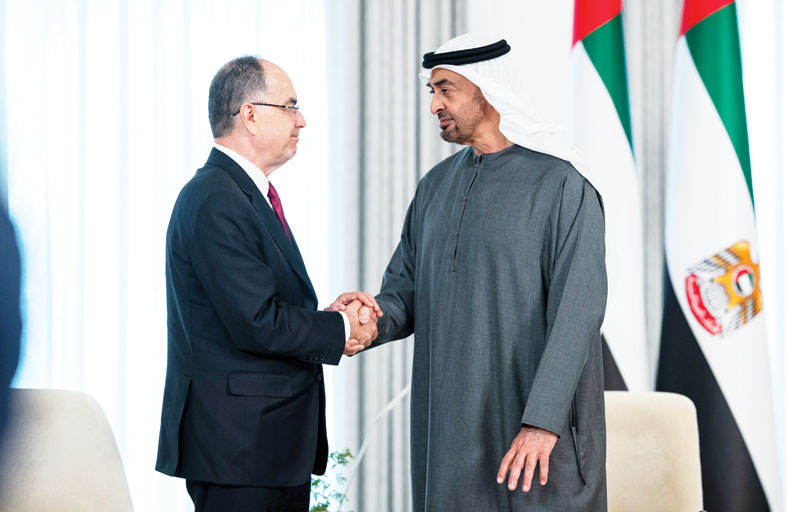 رئيس الدولة ورئيس ألبانيا يؤكدان أهمية إرساء ركائز الأمن والاستقرار والسلام في العالم  