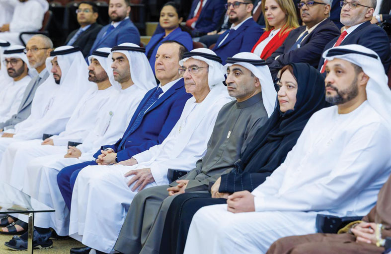 جامعة الإمارات تكرّم أعضاء هيئة التدريس والباحثين والطلبة لنشرهم في أفضل المجلات العلمية العالمية 