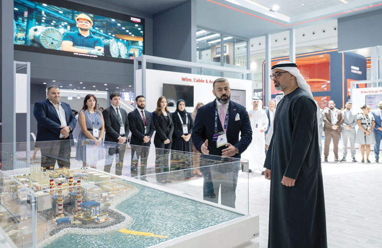 خالد بن محمد بن زايد يشهد جانباً من فعاليات المعرض والمؤتمر العالمي للمرافق 2025 