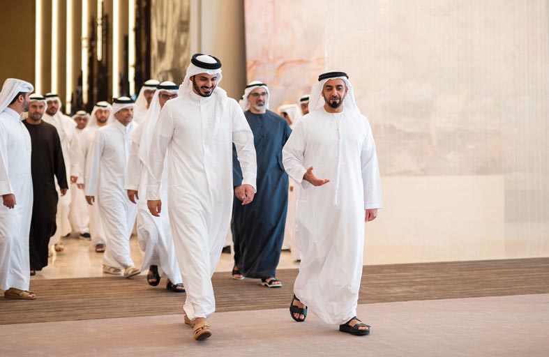رئيس الدولة وأمير قطر يبحثان العلاقات الأخوية والمستجدات في المنطقة 