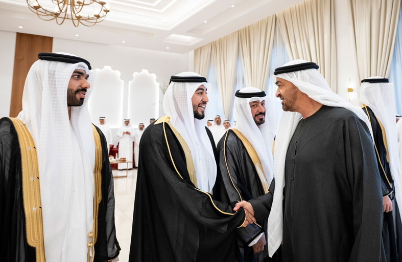 رئيس الدولة يحضر العرس الجماعي لعدد من أبناء قبيلة الهواشم 