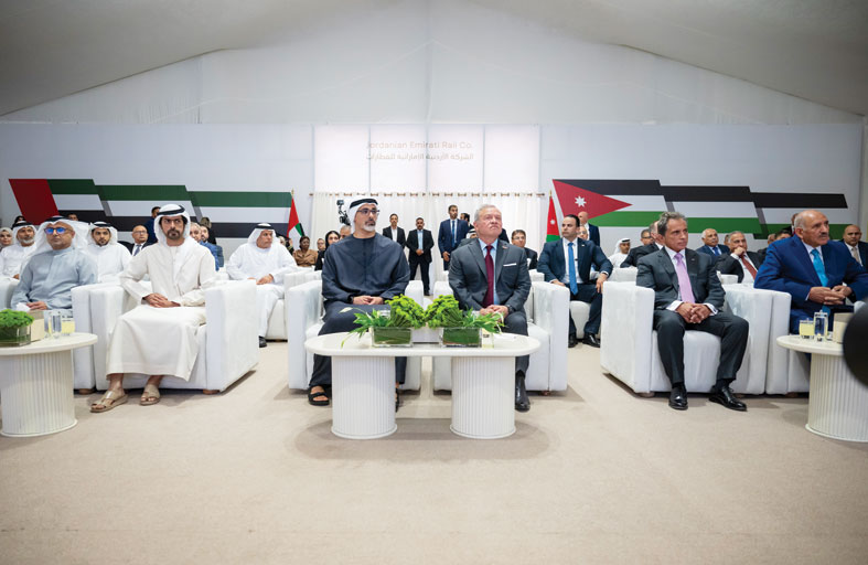 ملك الأردن وولي عهد أبوظبي يشهدان مراسم وضع حجر الأساس لمشروع سكة حديد العقبة – الشيديَّة – معان 