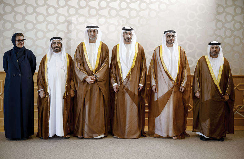 أمام رئيس الدولة..سفراء الإمارات الجدد يؤدون اليمين القانونية 